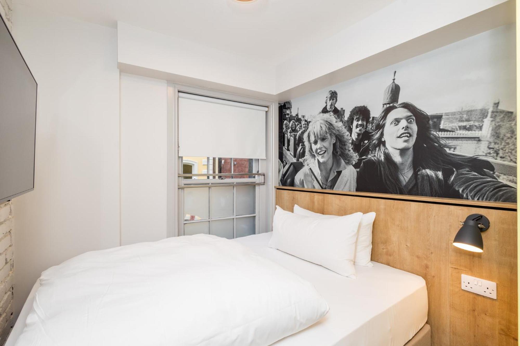 The Auld Dubliner Hotel Bagian luar foto